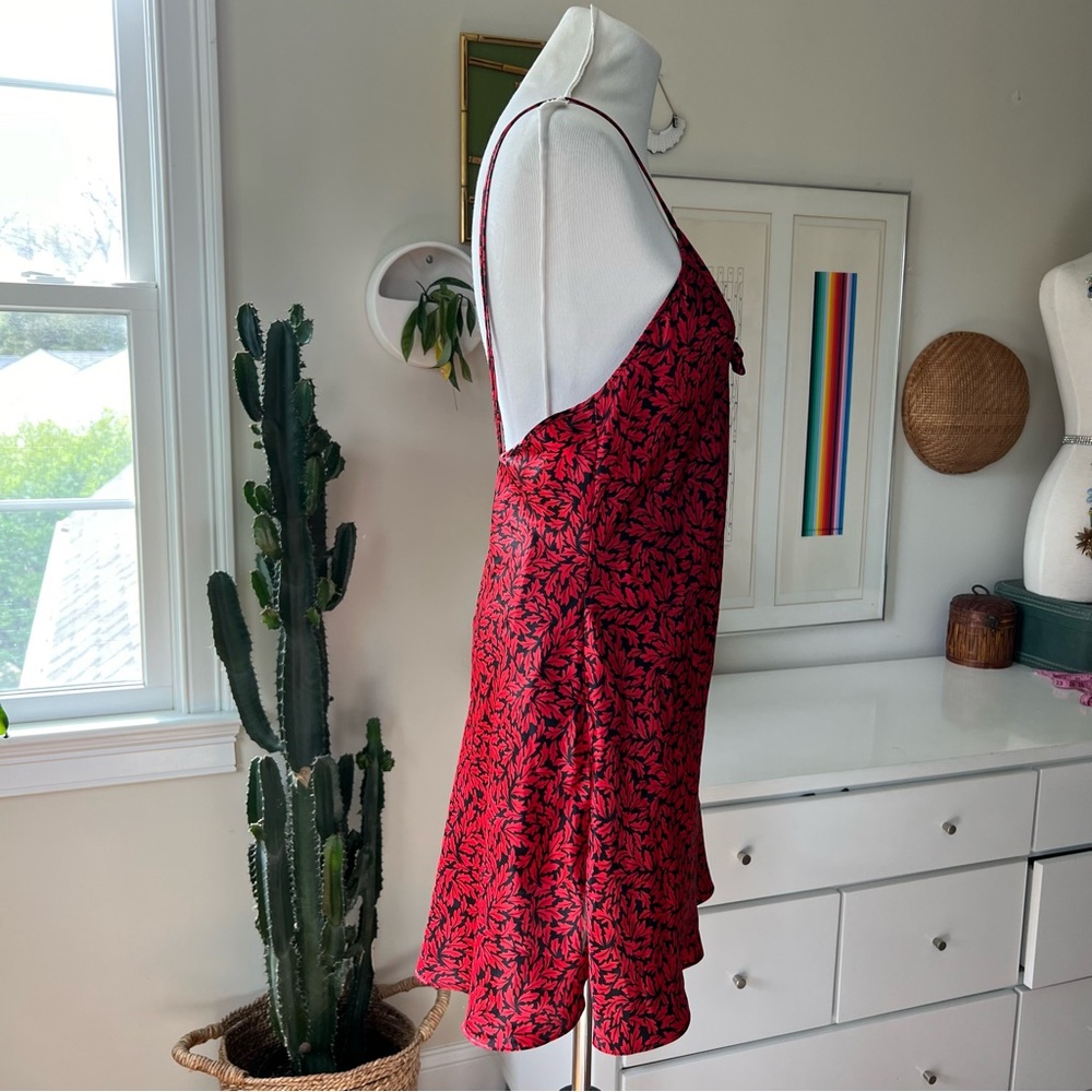 Vintage Val Mode Lingerie Red & Black Floral Nightgown Size Large - Picture 5 of 11